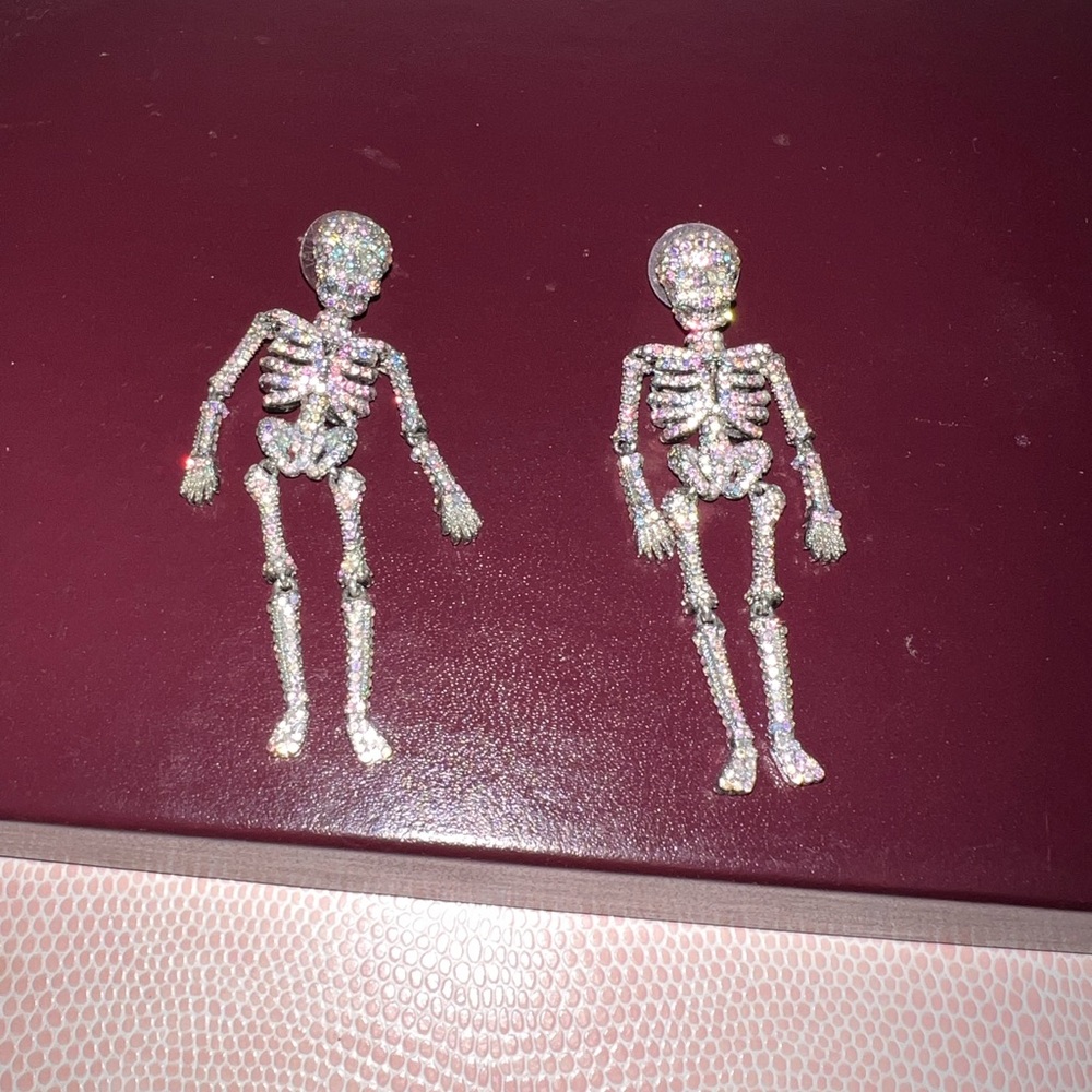 Bauble Bar Silver Holographic Diamond Skeleton Halloween Earring - Picture 4 of 6
